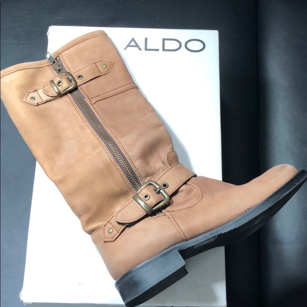 Aldo brown boots size 6